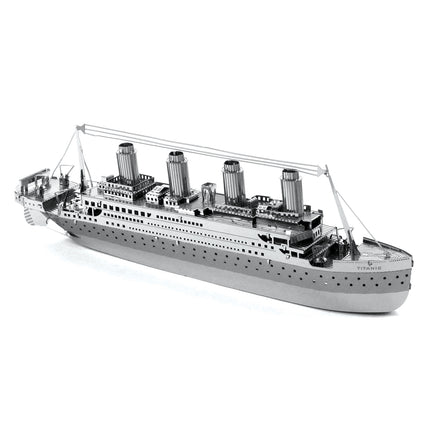 Titanic 3D Metal Model Kit - โมเดลโลหะเรือ Titanic