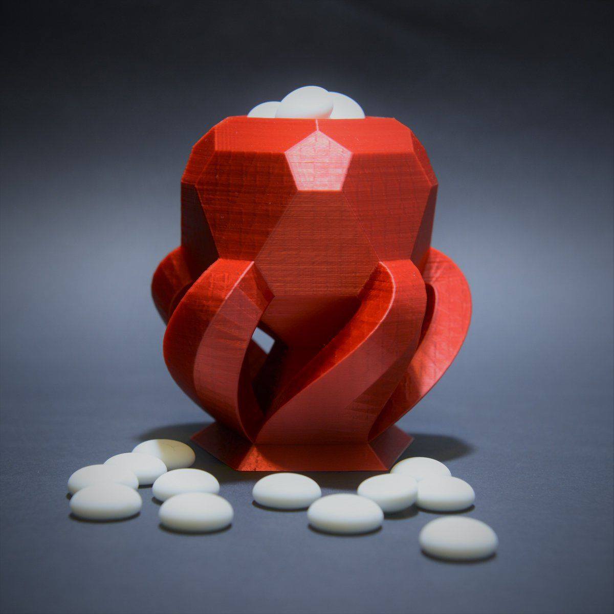 ภาชนะสำหรับเก็บหมากรุกโดยใช้ eSilk Red PLA eSun filament